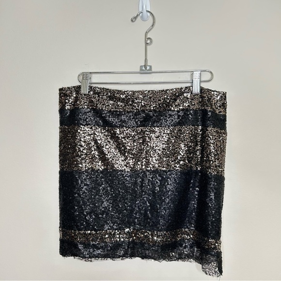 Lucca Couture High Waist Sequin Mini Skirt Black & Gold Stripe Size Medium - Picture 1 of 7